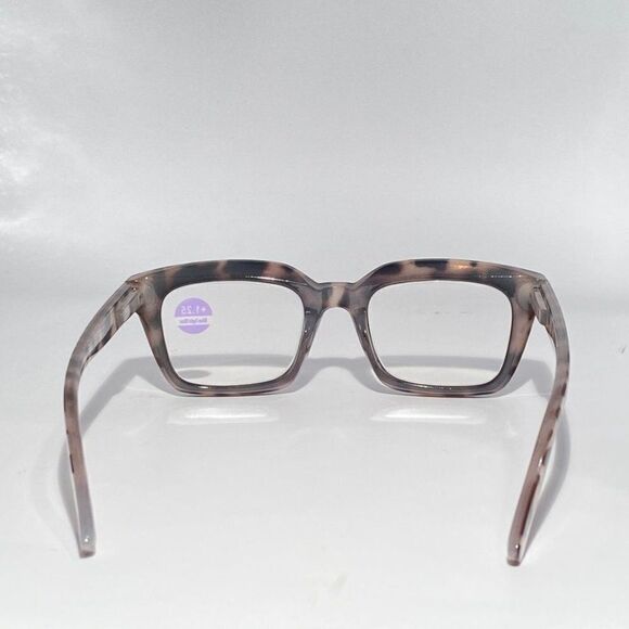 0762 Claudia Reading Glasses 1.25 Oversize Readers Light Tortoise Square NWT - Picture 4 of 8